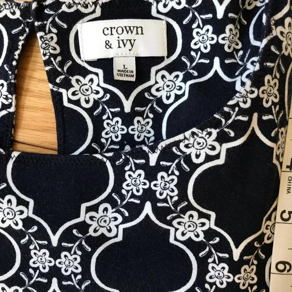 Crown & Ivy Blue & Cream Lightweight Dress NEW W/Tags - Picture 6 of 13